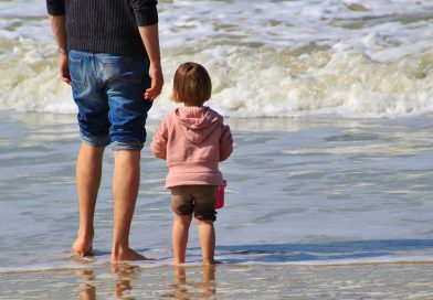 Pierwsze nadmorskie wakacje z dzieckiem | Pytania i porady